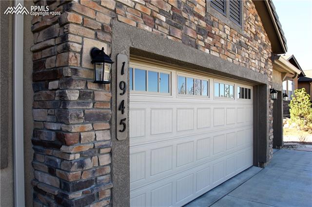 1945 Ripple Ridge Road Colorado Springs, CO 80921 - Photo 4 of 29