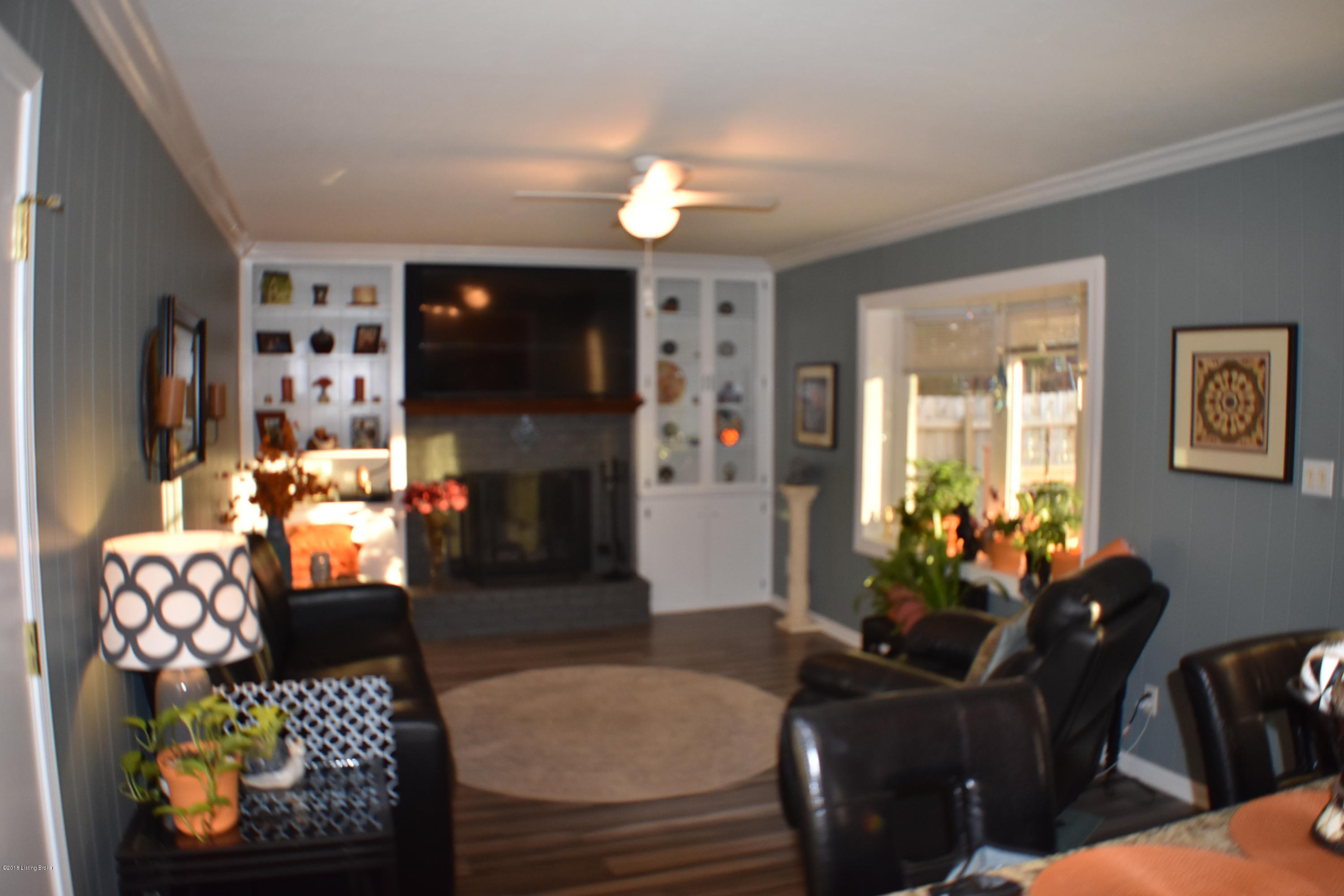 6700 Hollow Tree Road Louisville, KY 40228 - Photo 9 of 13 DSC_0010