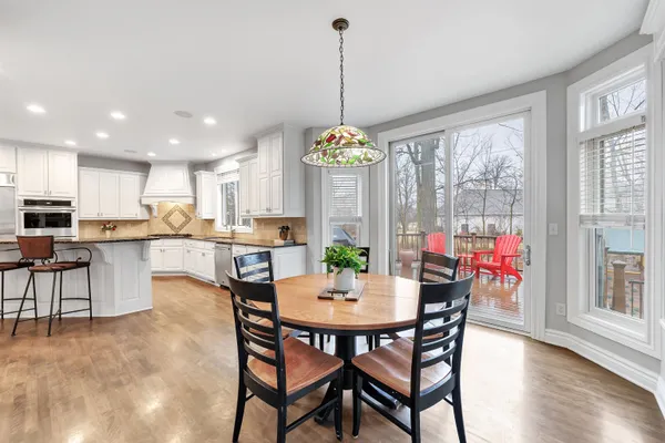 $949,900 | 4336 Hilton Head Drive, Oneida, WI 54155