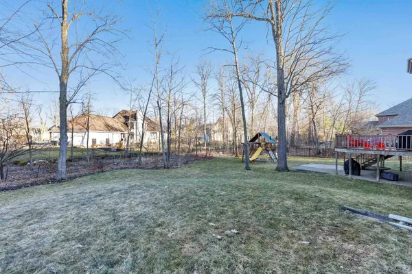 $949,900 | 4336 Hilton Head Drive, Oneida, WI 54155