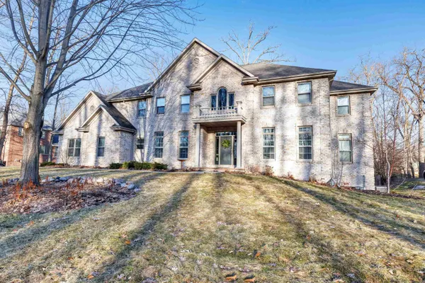 $949,900 | 4336 Hilton Head Drive, Oneida, WI 54155