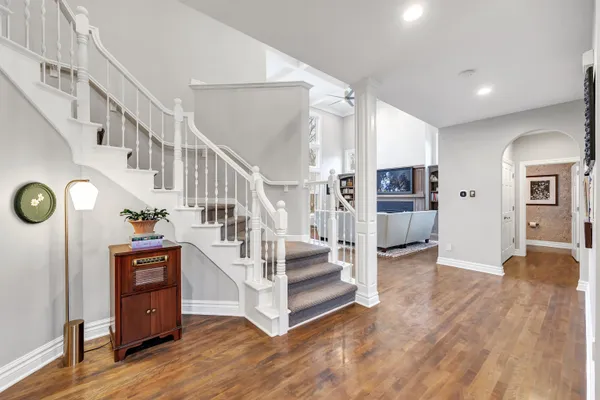 $949,900 | 4336 Hilton Head Drive, Oneida, WI 54155