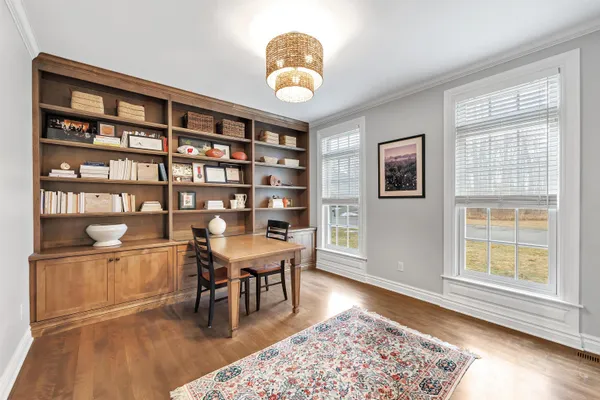 $949,900 | 4336 Hilton Head Drive, Oneida, WI 54155