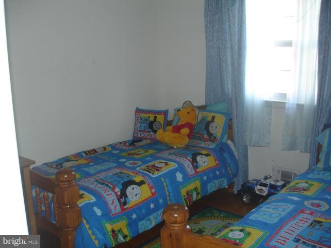 4805 Rollingtop Road Ellicott City, MD 21043 - Photo 24 of 30 Bedroom #1