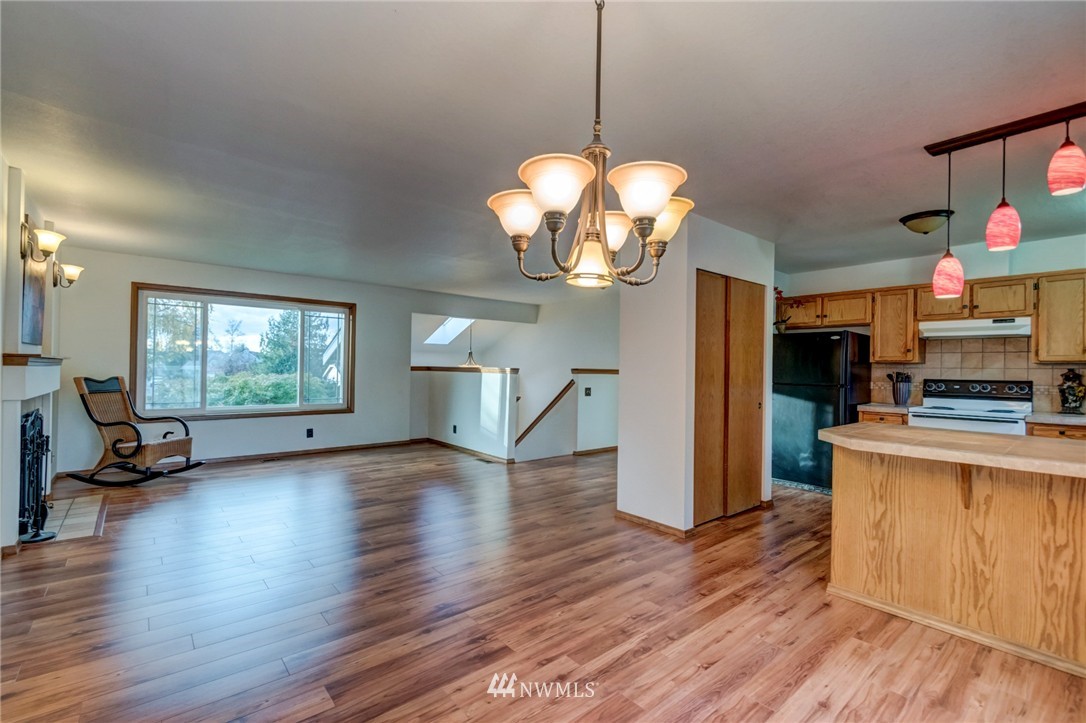 3914 Tamarack Road Bellingham, WA 98226 - Photo 2 of 25