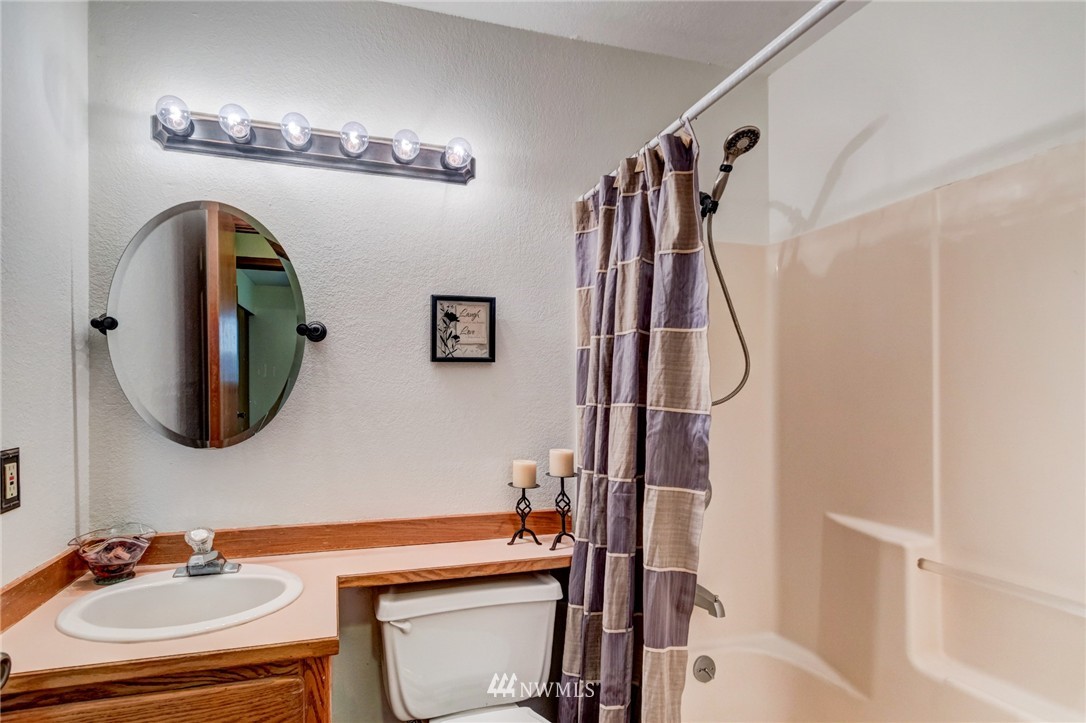 3914 Tamarack Road Bellingham, WA 98226 - Photo 12 of 25