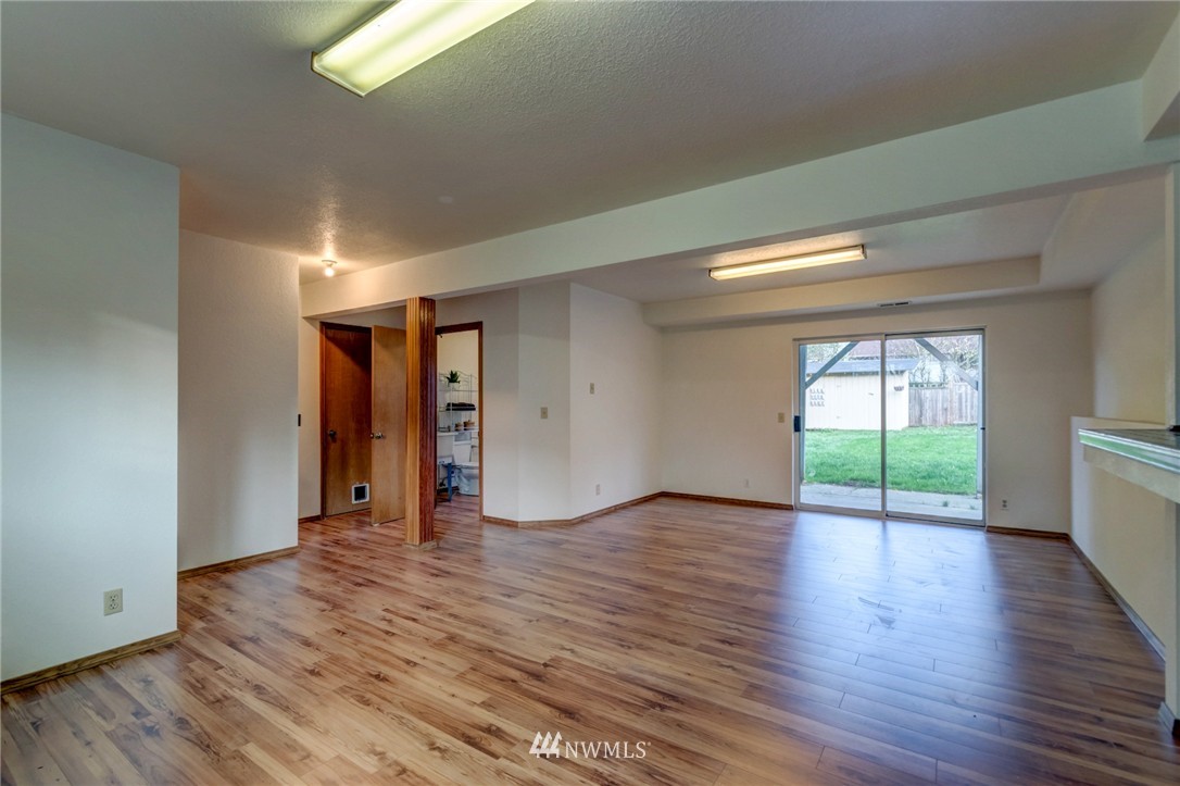 3914 Tamarack Road Bellingham, WA 98226 - Photo 15 of 25