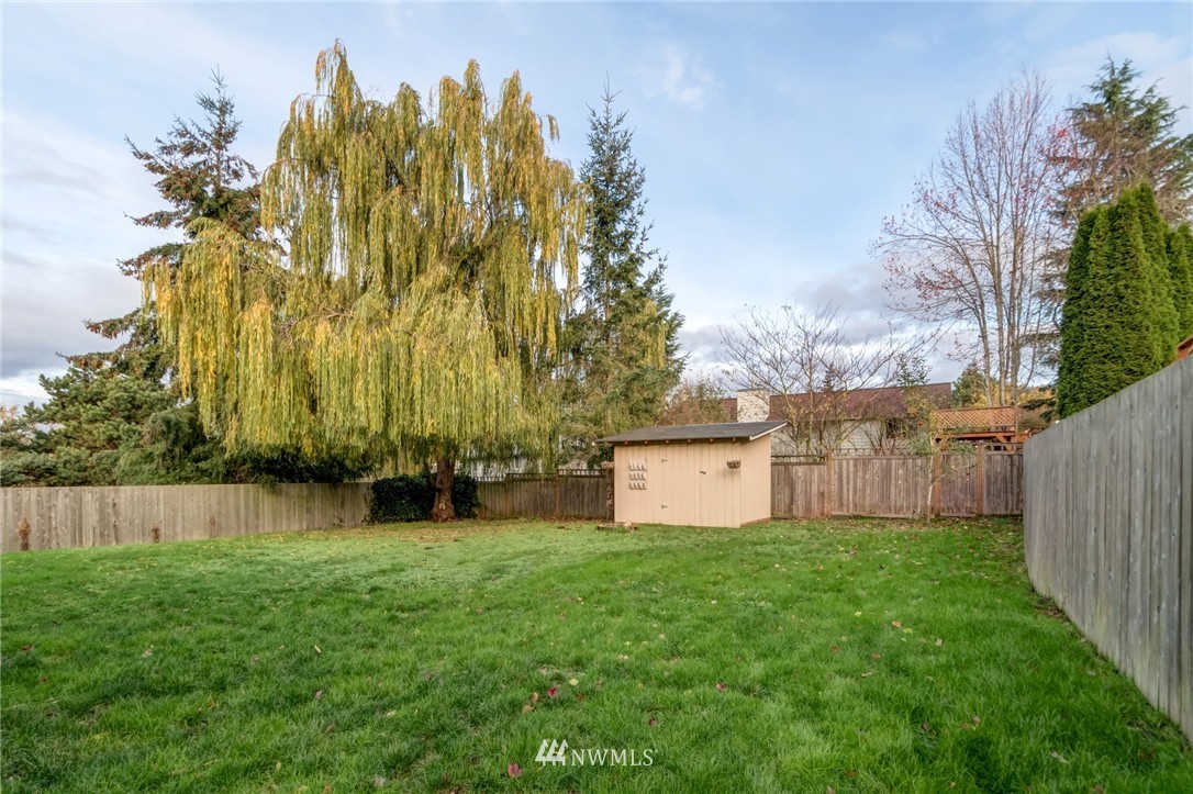 3914 Tamarack Road Bellingham, WA 98226 - Photo 22 of 25