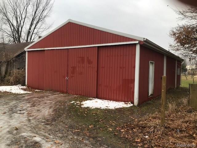 6047 Isles Road Brown City, MI 48416 - Photo 16 of 16 POLEBARN3.jpeg