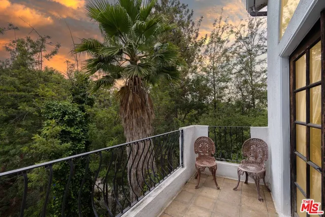 $6,250 | 3030 Passmore Drive, Los Angeles, CA 90068