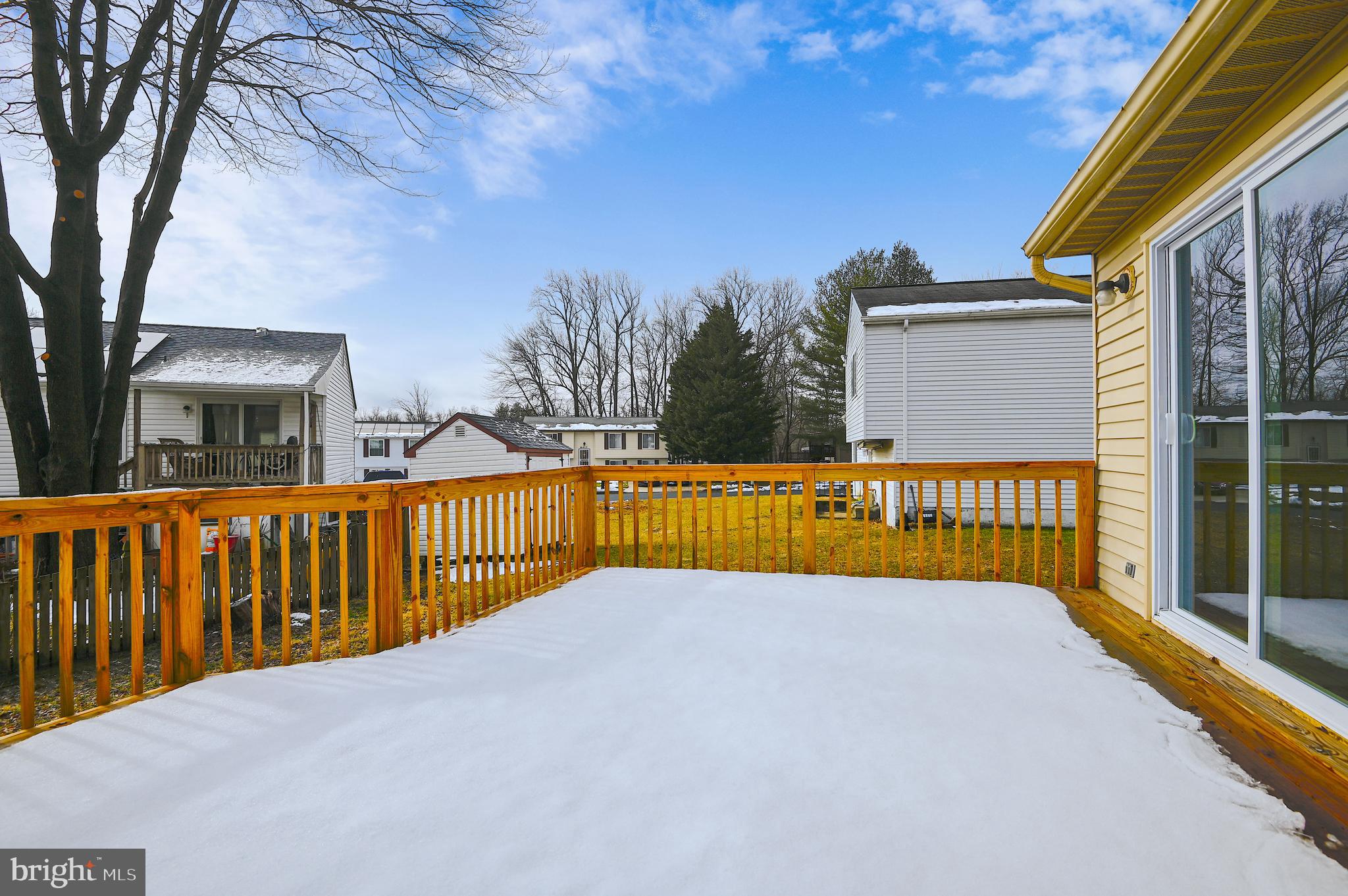 8415 Lucerne Road Randallstown, MD 21133 - Photo 4 of 20 New Deack