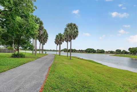 $560,000 | 14930 Southwest 104th Street, Unit 27, Miami, FL 33196