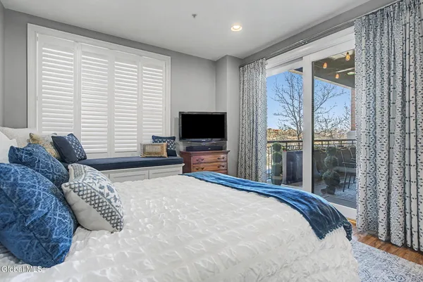 $10,000 | 87 Railroad Place, Unit 203, Saratoga Springs, NY 12866