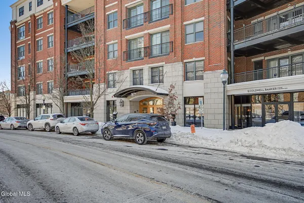 $10,000 | 87 Railroad Place, Unit 203, Saratoga Springs, NY 12866