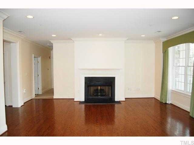 2901 Market Bridge Lane, Unit 103 Raleigh, NC 27608 - Photo 3 of 11 Gallery Image 3