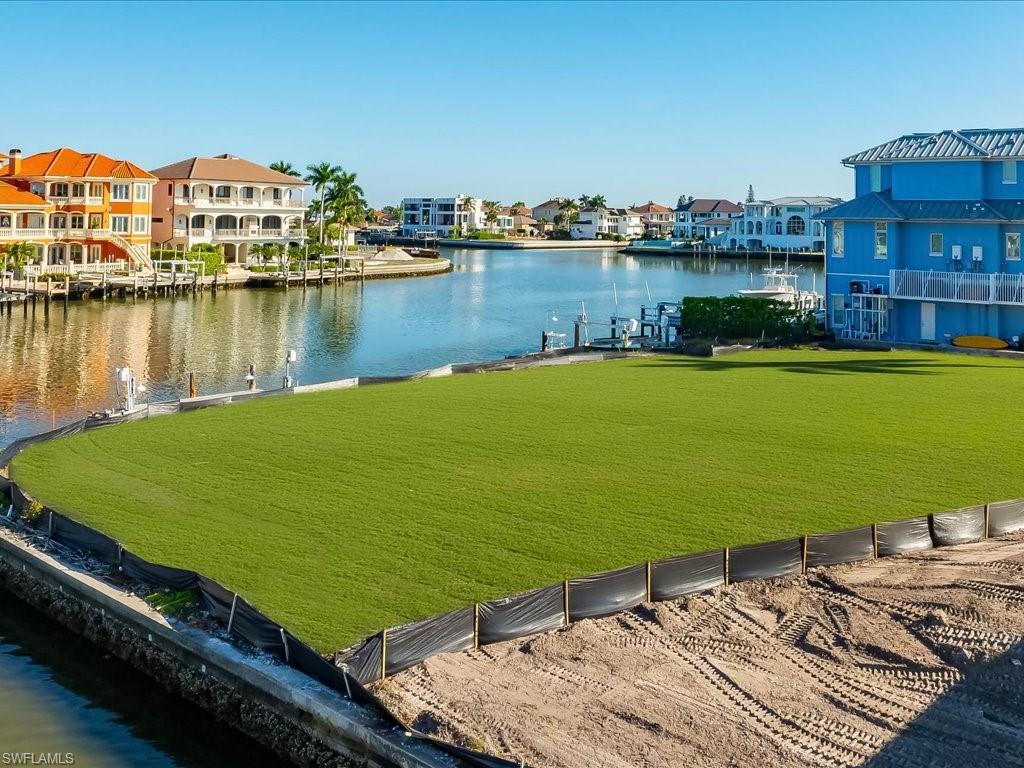 231 Trade Winds Avenue Naples, FL 34108 - Photo 4 of 10