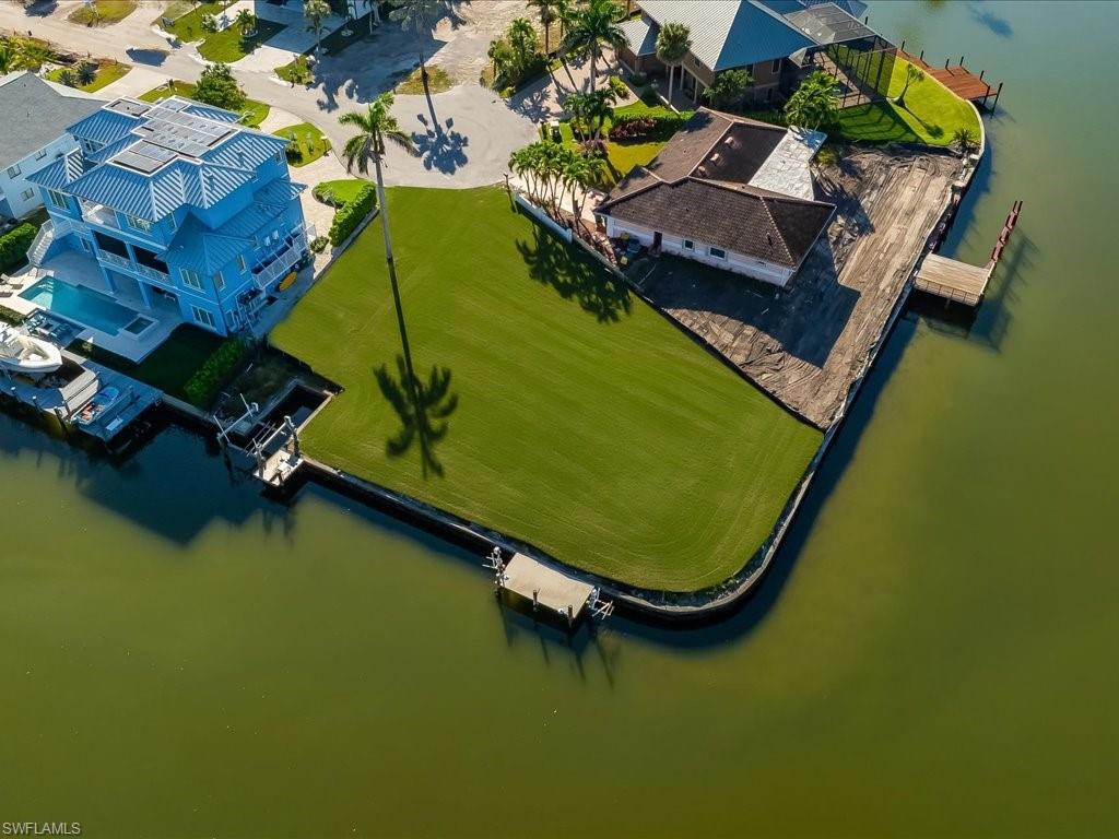 231 Trade Winds Avenue Naples, FL 34108 - Photo 5 of 10