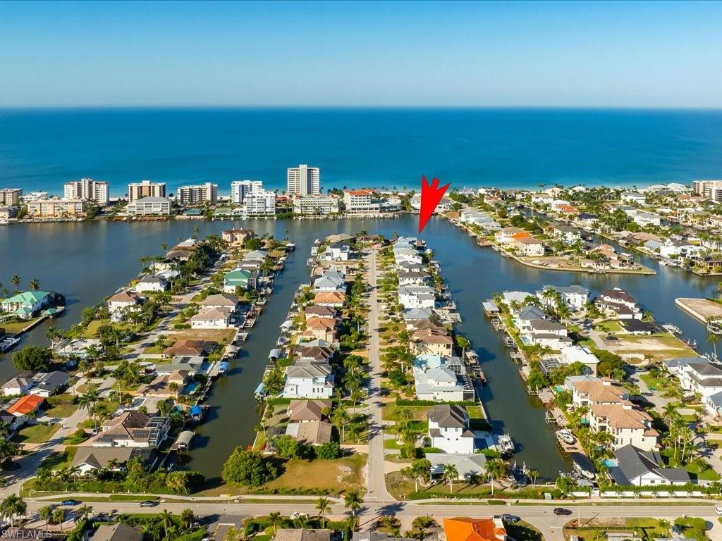 231 Trade Winds Avenue Naples, FL 34108 - Photo 7 of 10