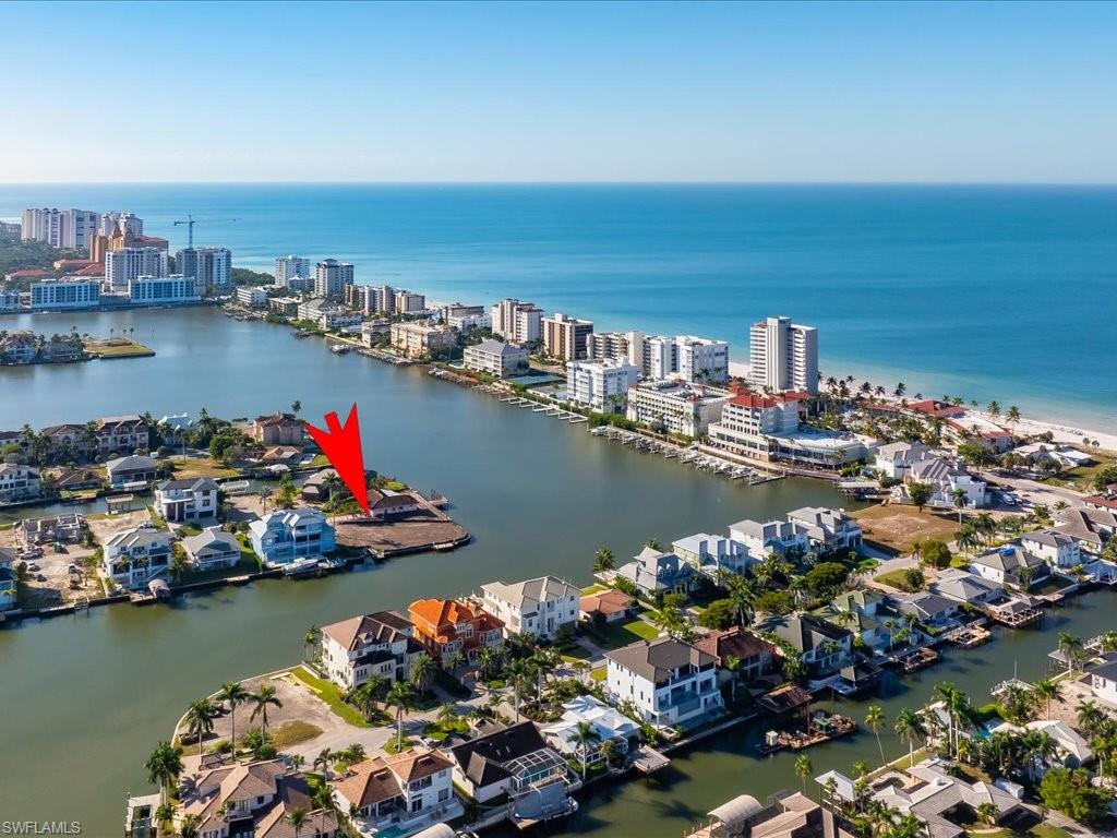 231 Trade Winds Avenue Naples, FL 34108 - Photo 8 of 10