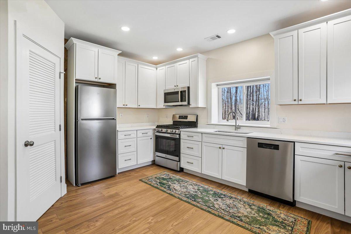 24875 Old Hundred Road Dickerson, MD 20842 - Photo 13 of 47 Stainless Appliances