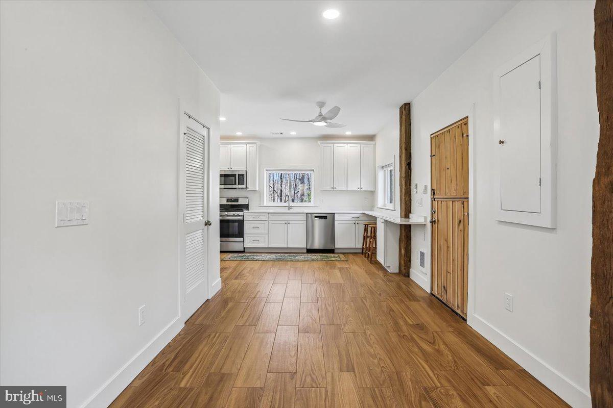 24875 Old Hundred Road Dickerson, MD 20842 - Photo 17 of 47