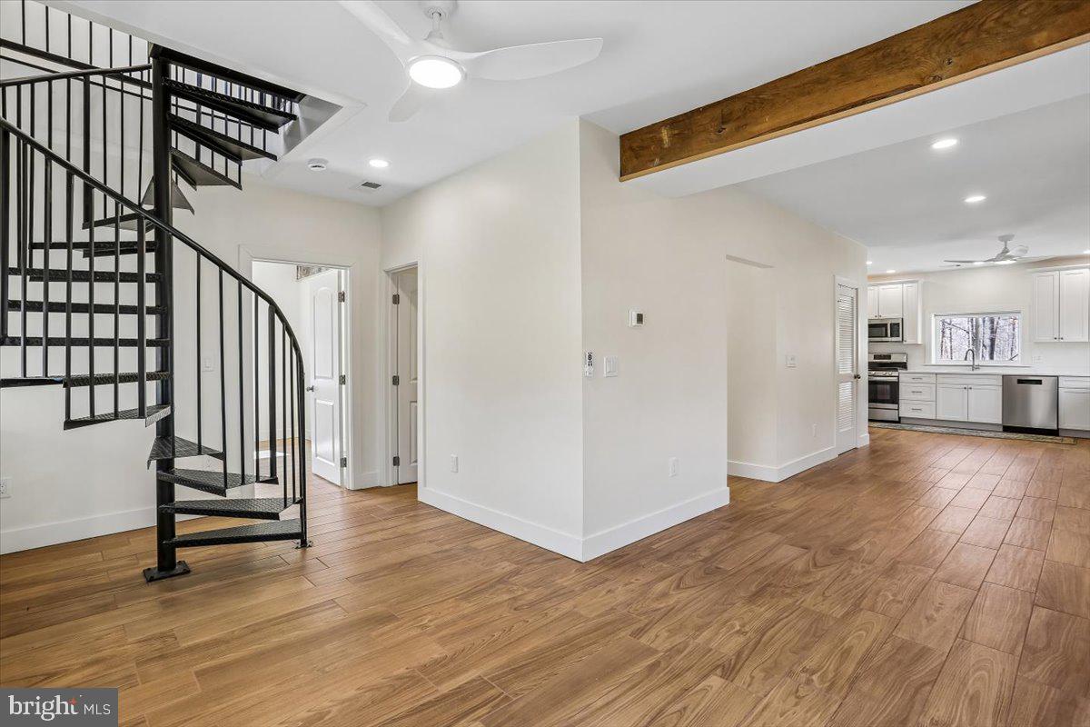 24875 Old Hundred Road Dickerson, MD 20842 - Photo 22 of 47