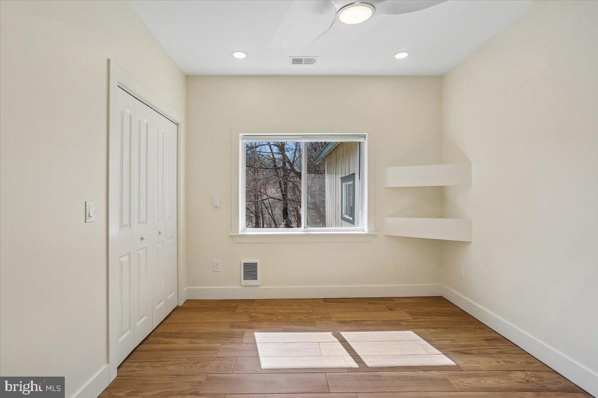 24875 Old Hundred Road Dickerson, MD 20842 - Photo 29 of 47 Bedroom 2