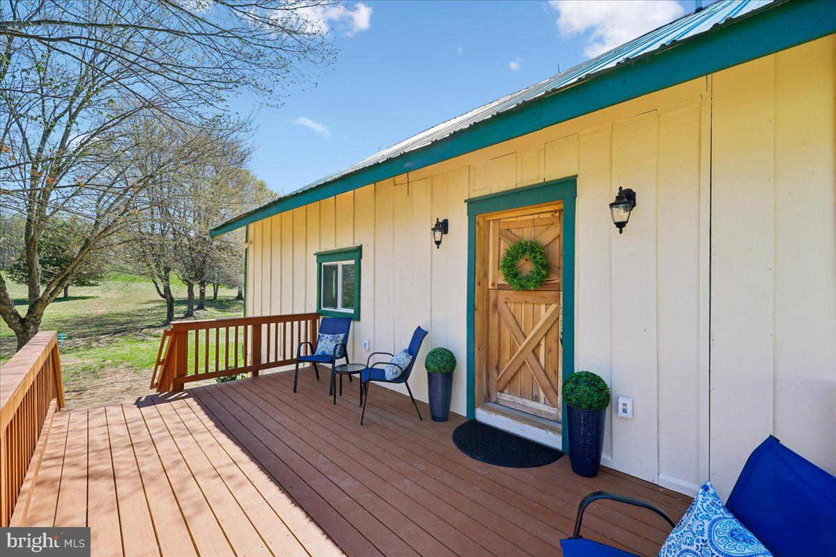 24875 Old Hundred Road Dickerson, MD 20842 - Photo 5 of 47