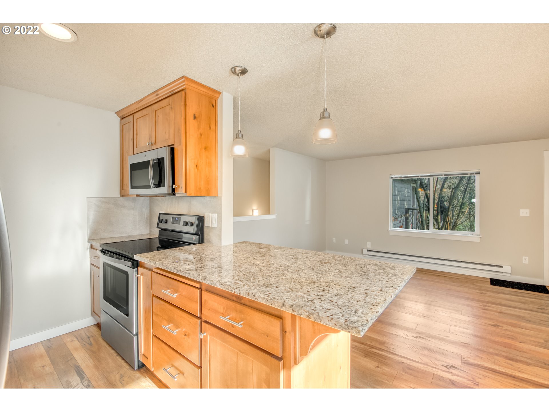 3003 Southwest Vermont Street Portland, OR 97219 - Photo 21 of 32 Gallery Image 21