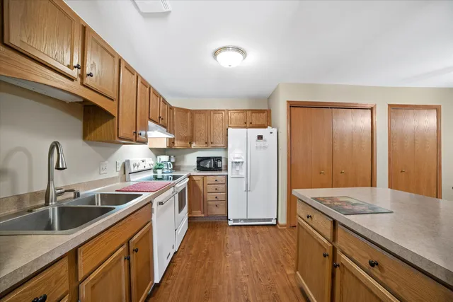 $224,900 | 1419 Watercress Circle, West Bend, WI 53095