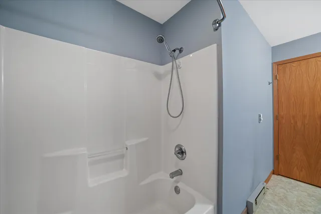 $224,900 | 1419 Watercress Circle, West Bend, WI 53095