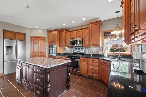 $775,000 | 123 Harkins Mill Road, Rochester, PA 15074