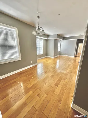 $269,000 | 295 Ridge Road, Unit 8, Wethersfield, CT 06109