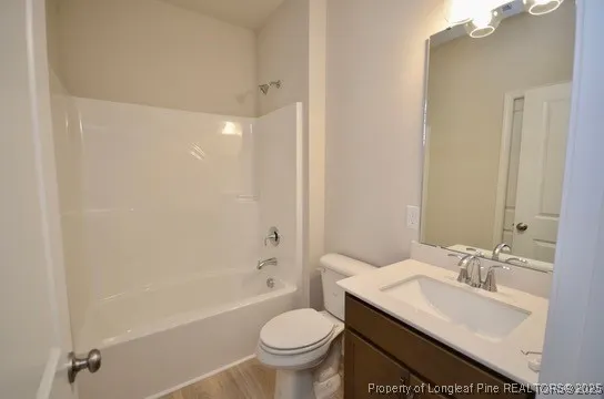 $384,900 | 1724 Man-O-War Drive, Hope Mills, NC 28348