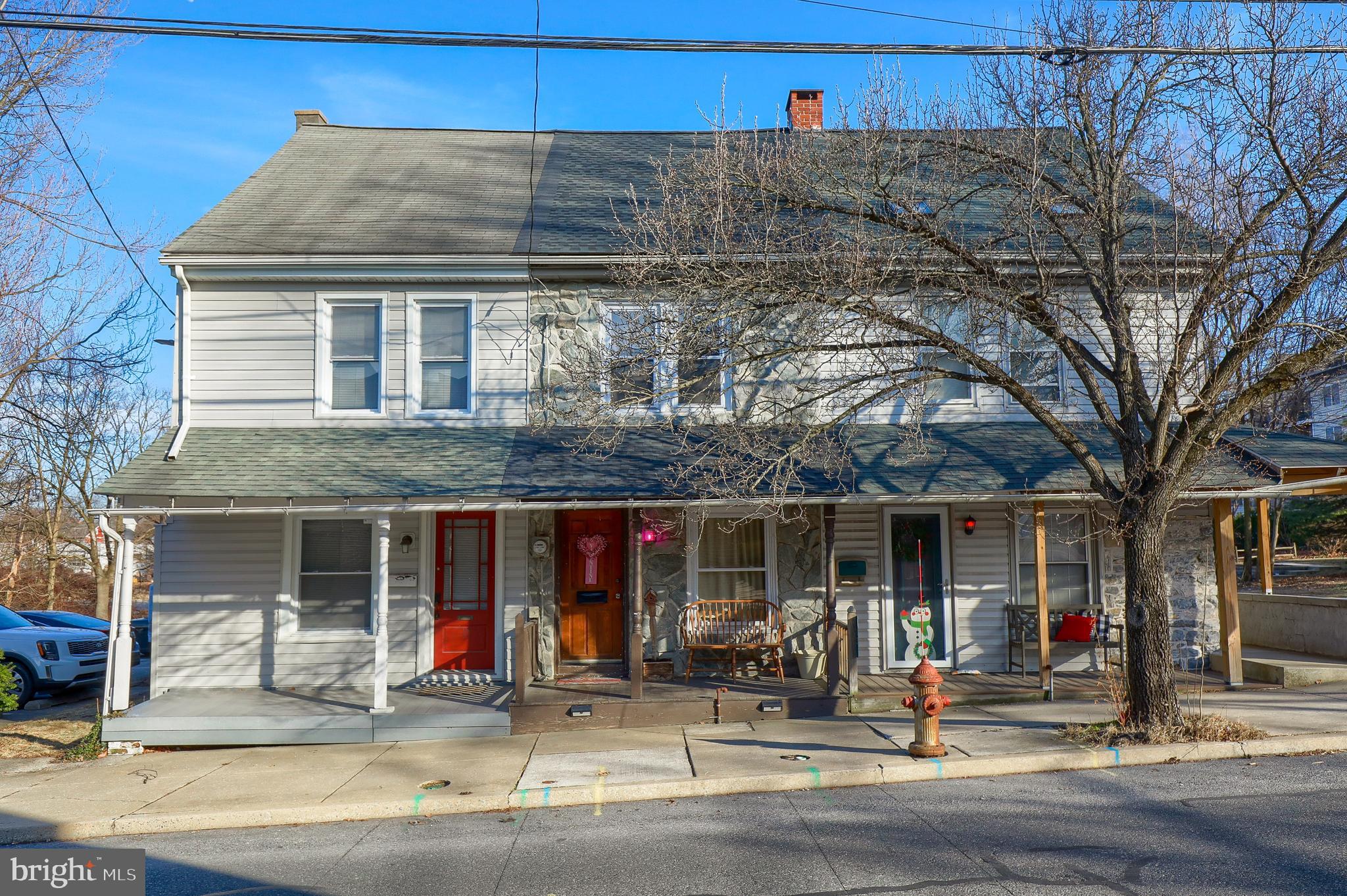 15 North Cedar Street Lititz, PA 17543 - Photo 3 of 28