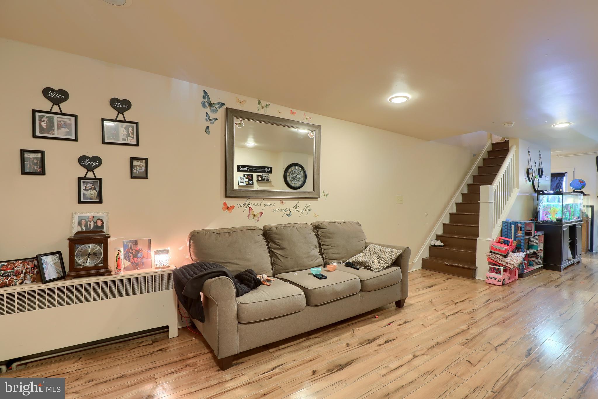 15 North Cedar Street Lititz, PA 17543 - Photo 7 of 28