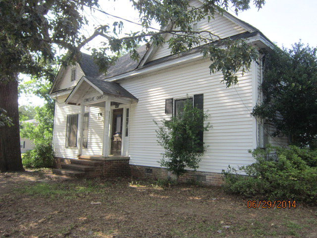 306 Russell Street Wrens, GA 30833 - Photo 1 of 1 Main View