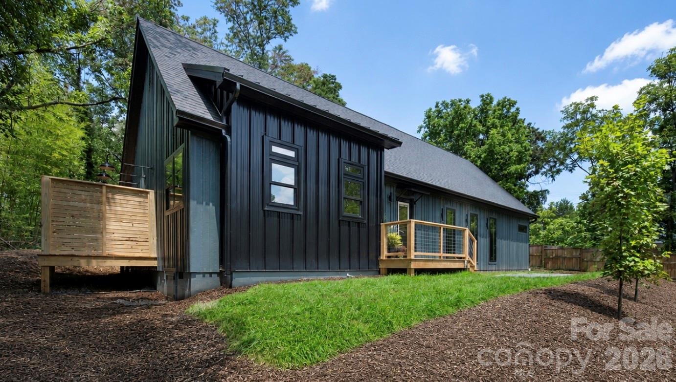 42 Busbee View Road Asheville, NC 28803 - Photo 2 of 26