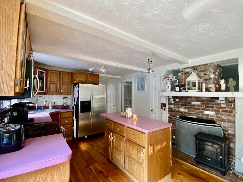 28 Cooke Road Plymouth, MA 02360 - Photo 7 of 24 Gallery Image 7