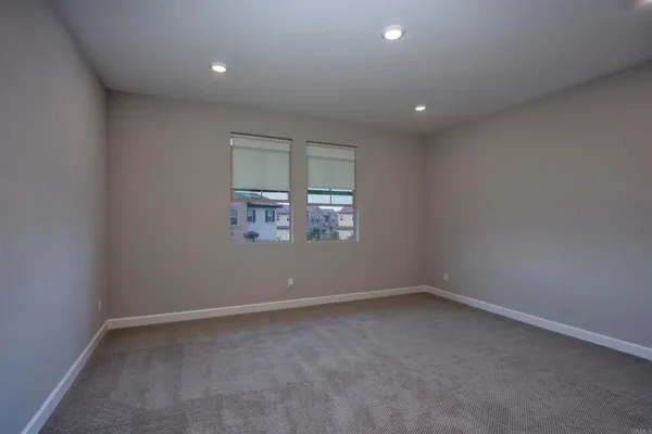 $3,900 | 1089 Delpy View Point, Vista, CA 92084