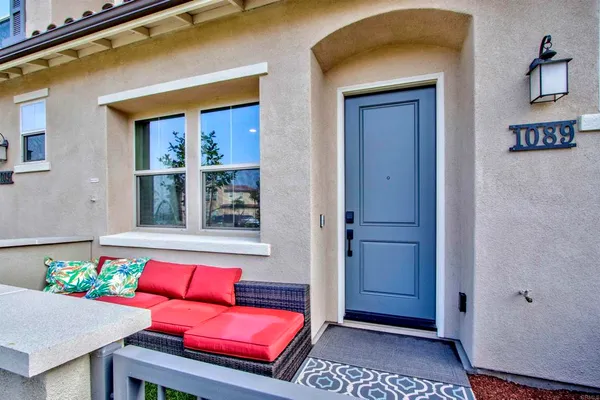 $3,900 | 1089 Delpy View Point, Vista, CA 92084