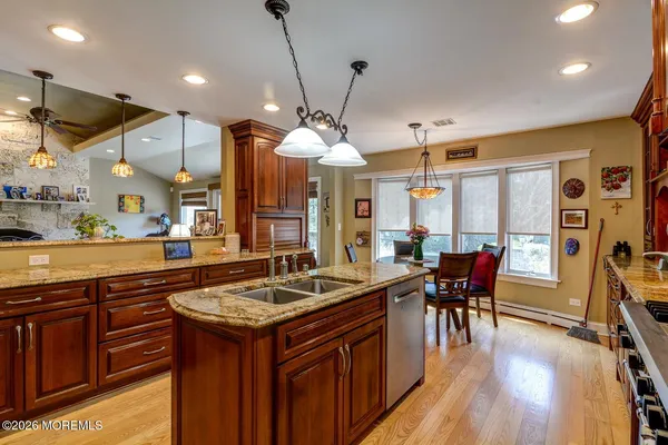 $1,650,000 | 884 Breezy Oaks Drive, Toms River, NJ 08753