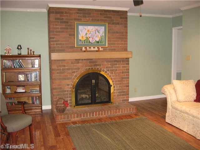 4270 Witherow Road Winston-Salem, NC 27106 - Photo 2 of 12 Den/Family/Great Room.