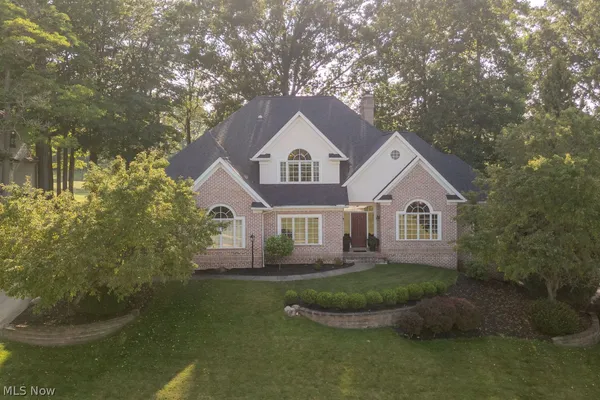 $749,900 | 2882 Ironwood Drive, Green, OH 44312
