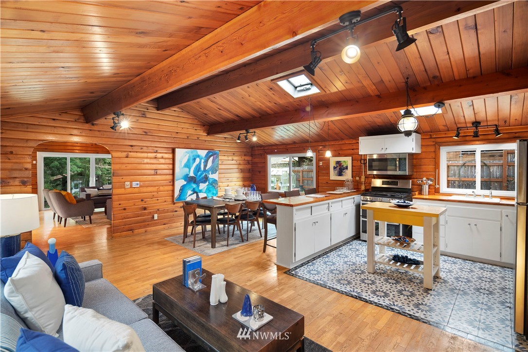 14255 183rd Avenue Southeast Renton, WA 98059 - Photo 16 of 32 a living room with furniture and a wooden floor