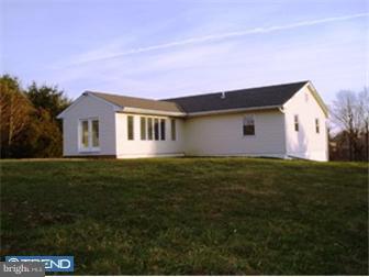 421 Egypt Run Road Landenberg, PA 19350 - Photo 2 of 10 Exterior Back