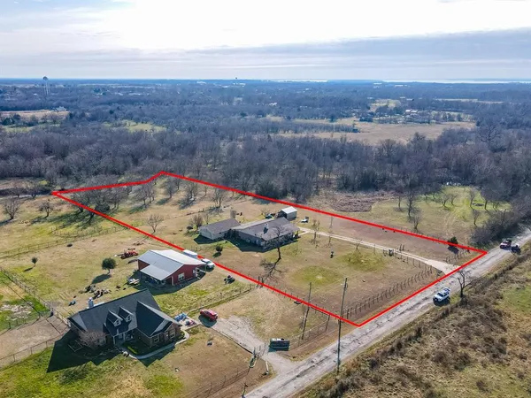 $419,999 | 14115 County Road 4031, Kemp, TX 75143