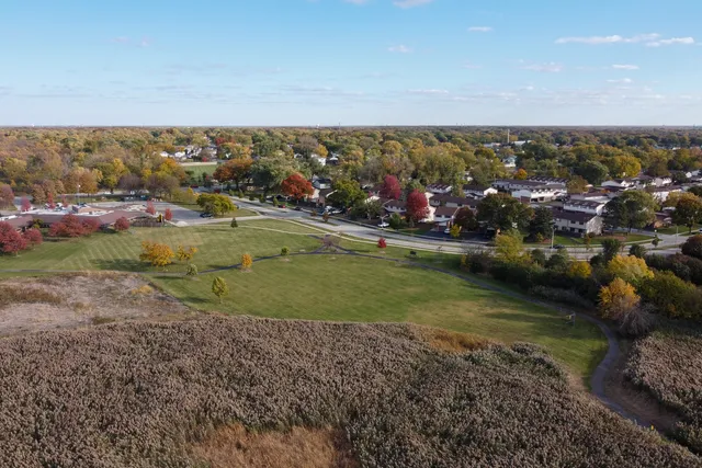 $339,500 | 6903 Lexington Court, Unit 6903, Tinley Park, IL 60477