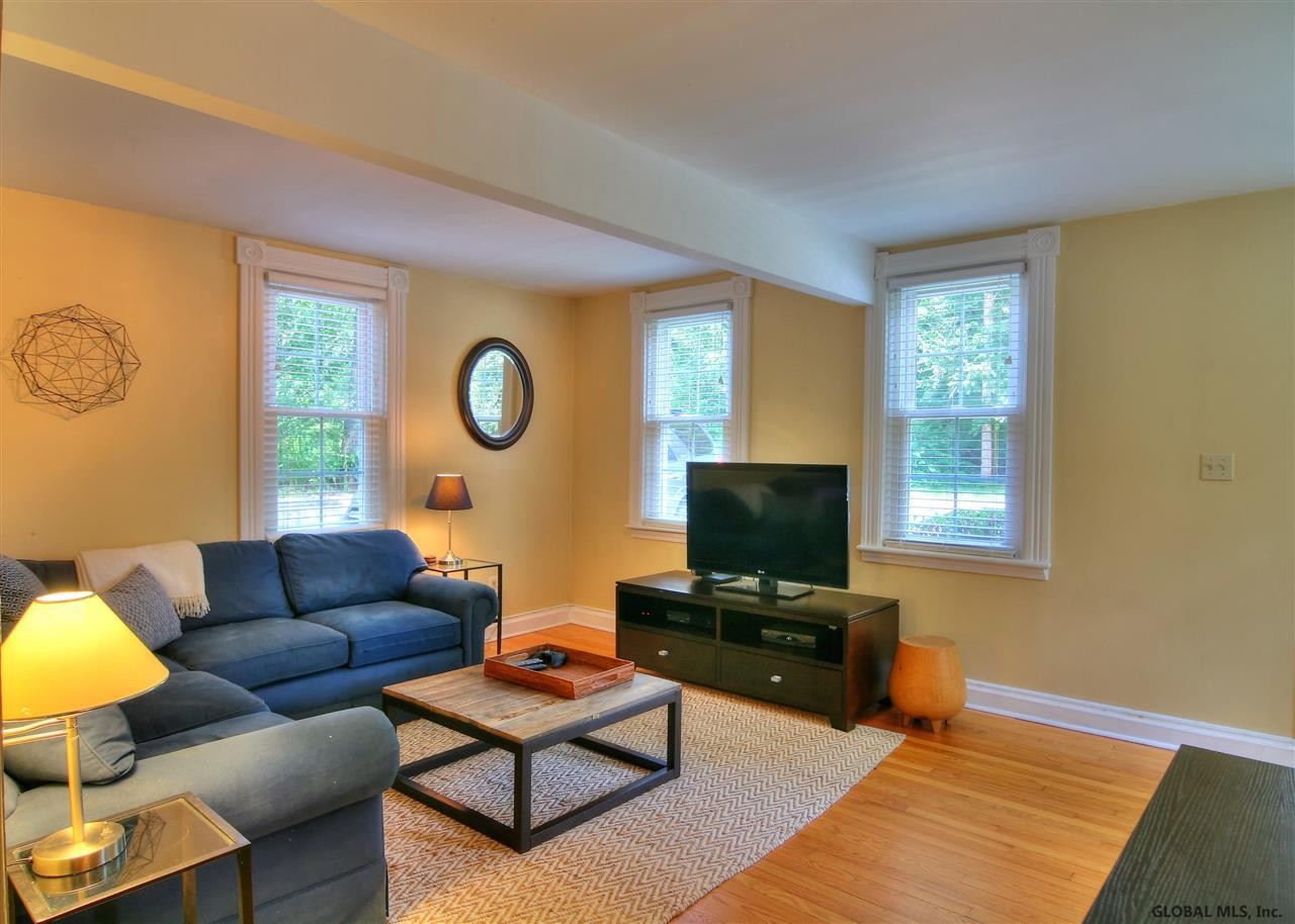 319 Kingsley Road Ballston, NY 12027 - Photo 5 of 22 Photo 5