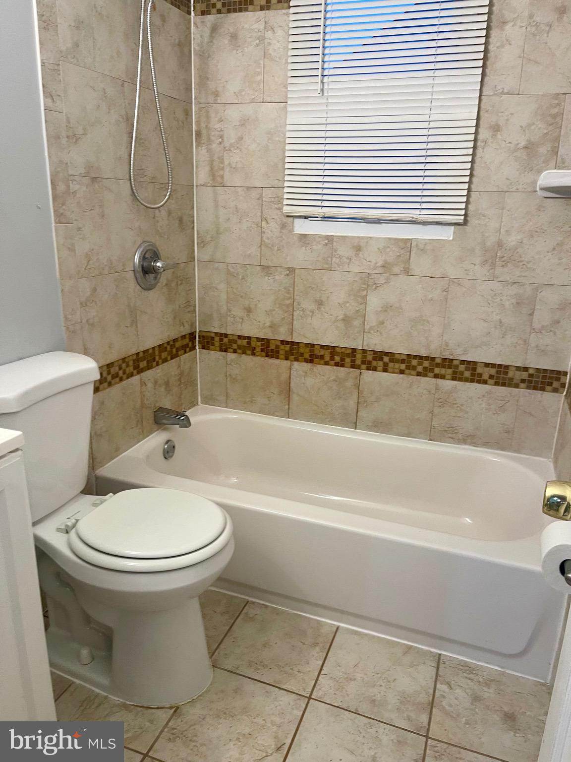 1517 Rollins Avenue Capitol Heights, MD 20743 - Photo 15 of 27